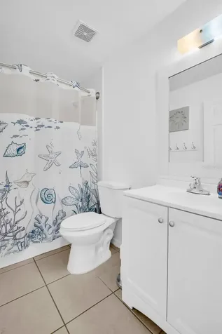 103 E Park Street Tarpon Springs FL 34689