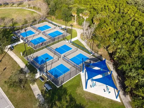 103 E Park Street Tarpon Springs FL 34689
