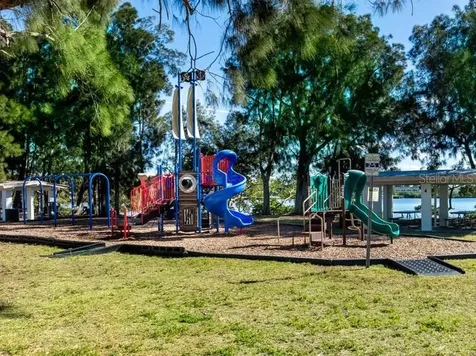 103 E Park Street Tarpon Springs FL 34689