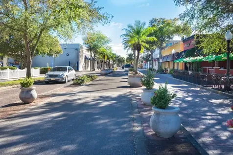 103 E Park Street Tarpon Springs FL 34689