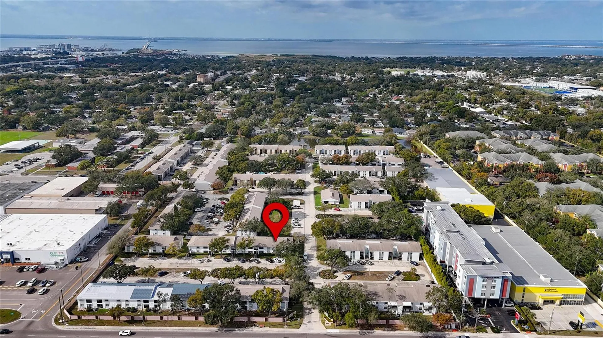 3806 N Oak Drive Tampa FL 33611