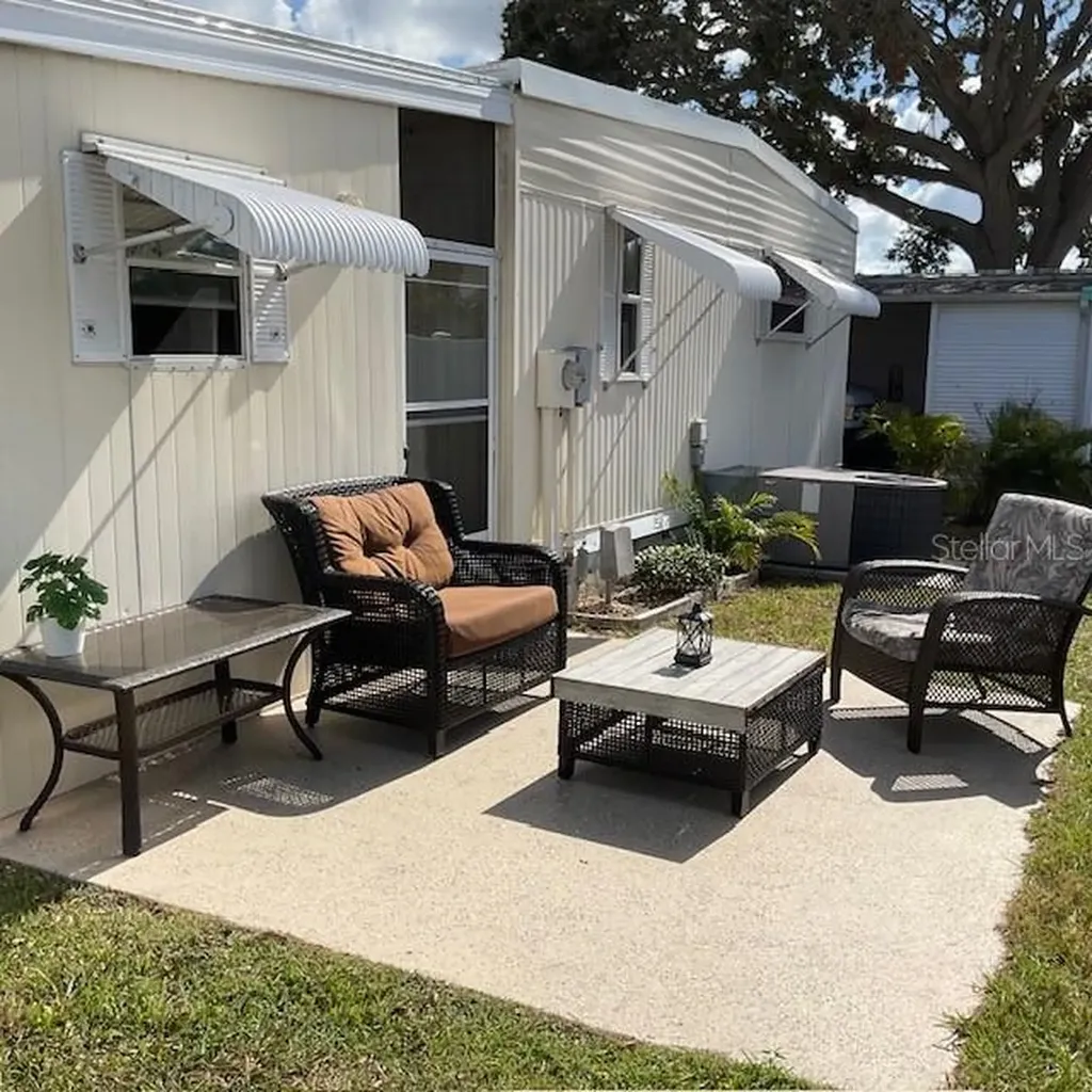 72 Pindo Palm Street W Largo FL 33770