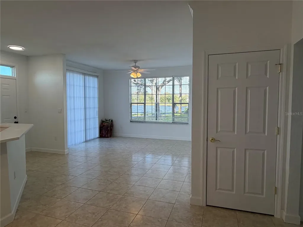 9818 Lake Chase Island Way Tampa FL 33626