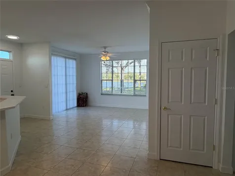 9818 Lake Chase Island Way Tampa FL 33626
