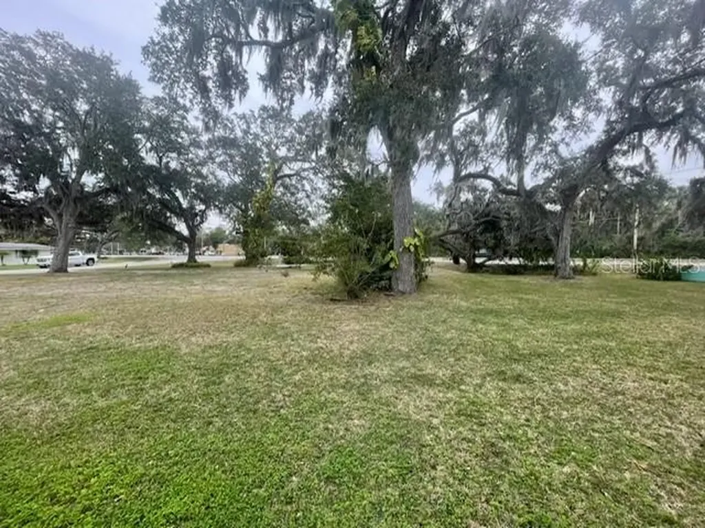 104 Ellison Avenue New Smyrna Beach FL 32168