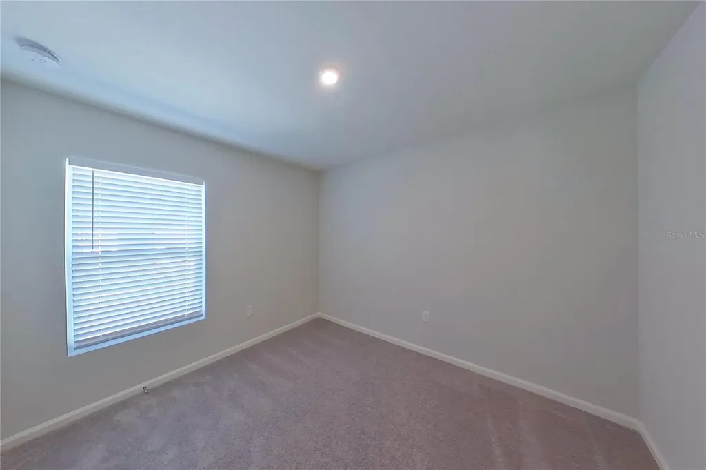 1762 Nebraska Loop Sumterville FL 33585