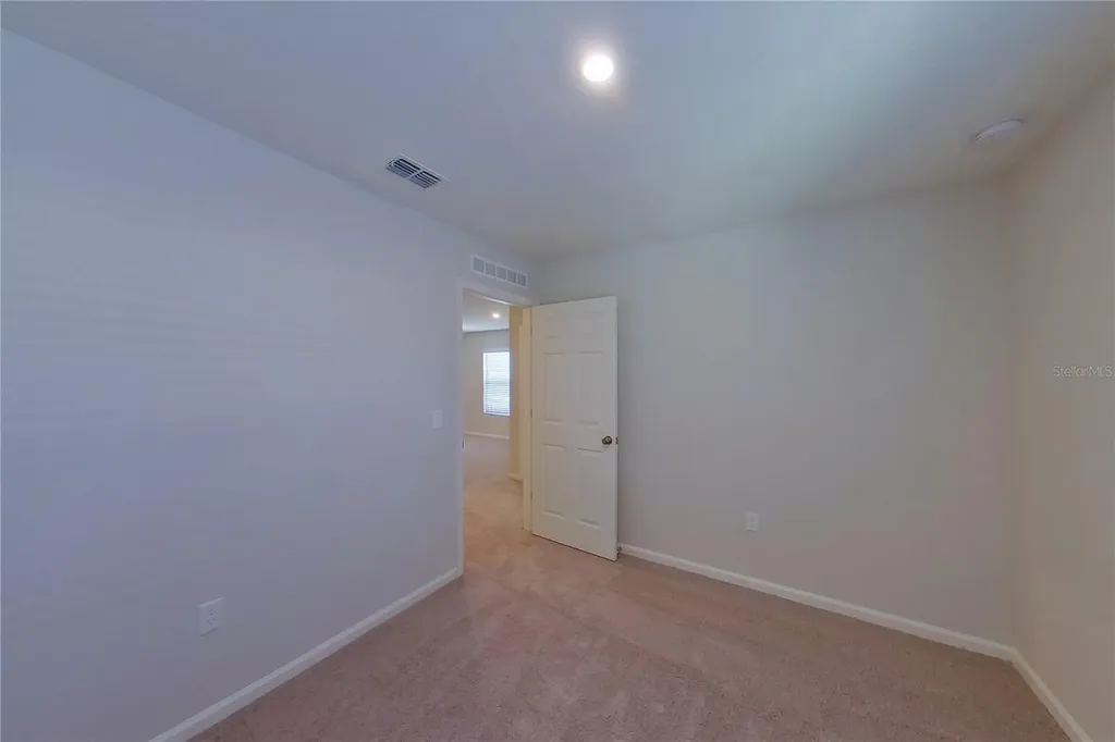 1762 Nebraska Loop Sumterville FL 33585