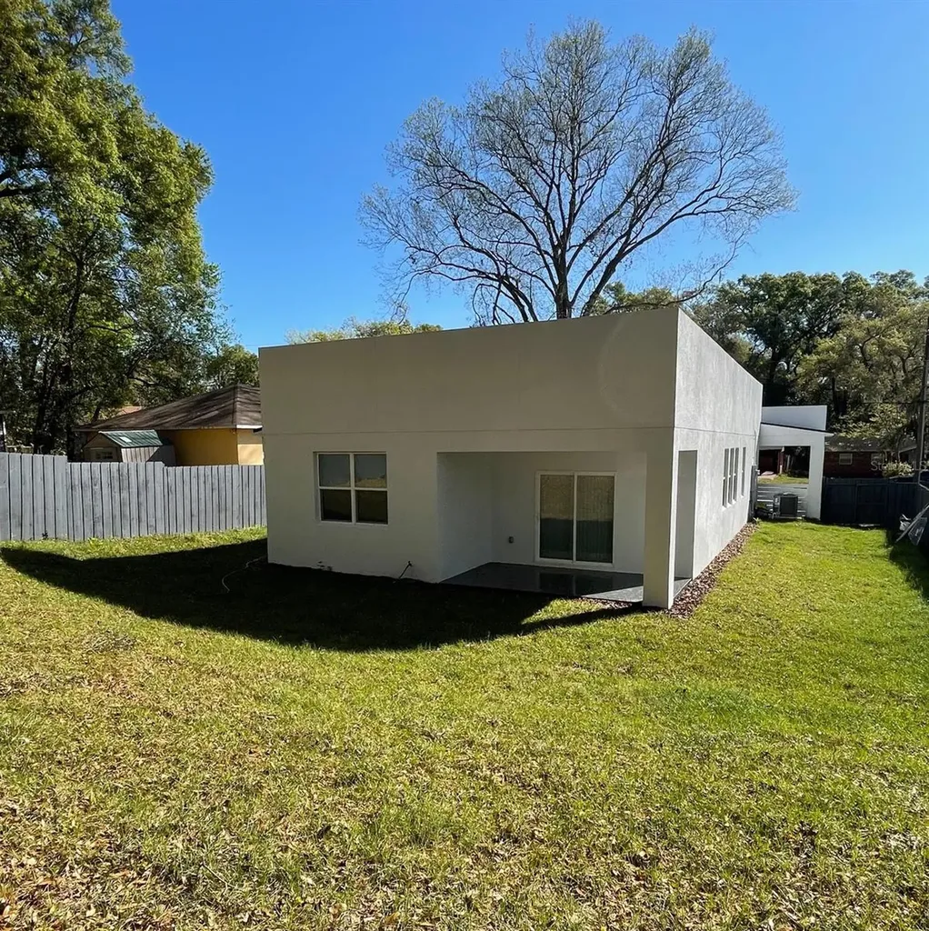 736 S Stone Street Deland FL 32720