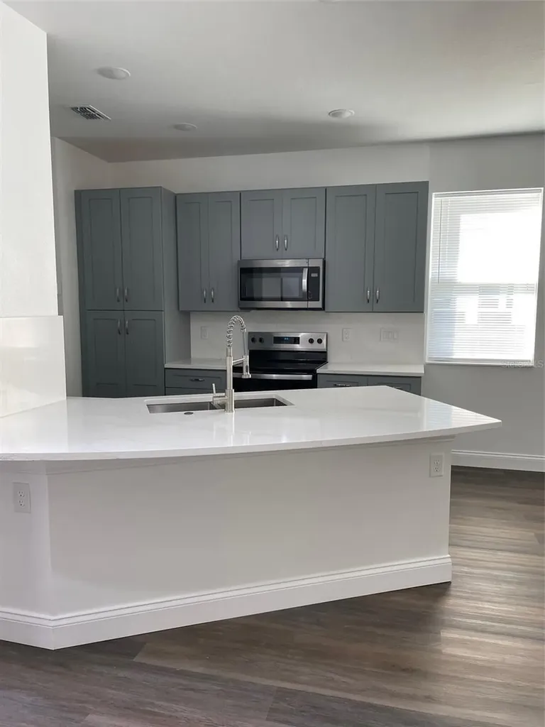 736 S Stone Street Deland FL 32720