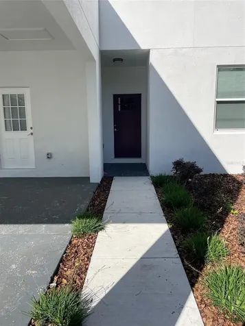 736 S Stone Street Deland FL 32720