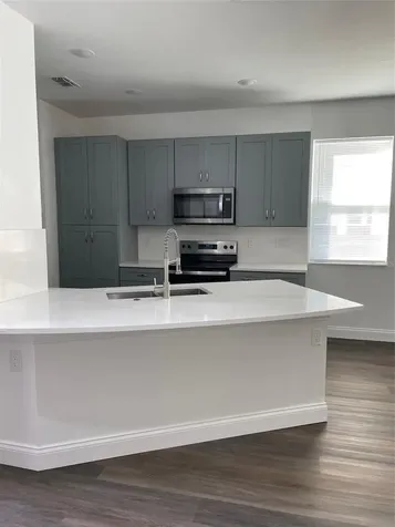 736 S Stone Street Deland FL 32720