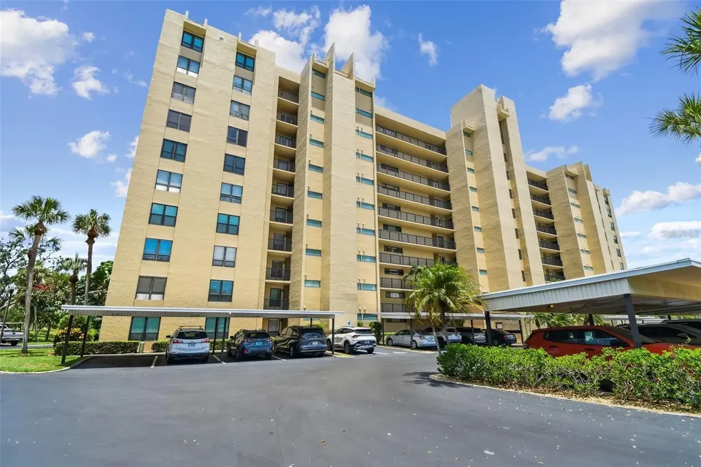 2621 Cove Cay Drive Clearwater FL 33760