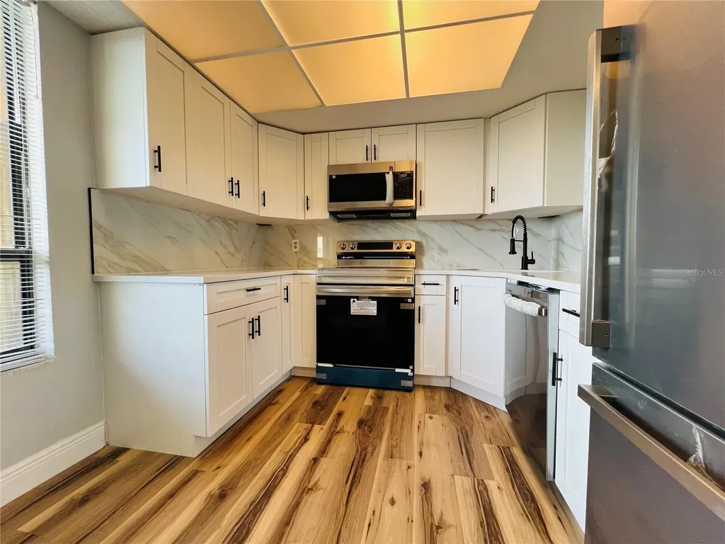 2621 Cove Cay Drive Clearwater FL 33760
