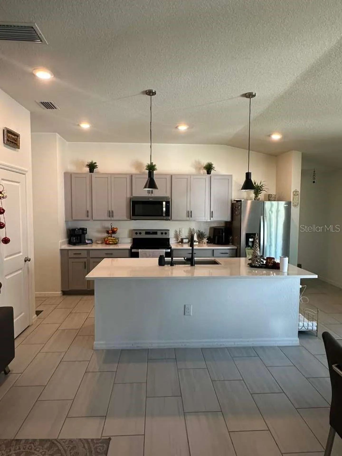 1027 Papaya Circle Davenport FL 33897