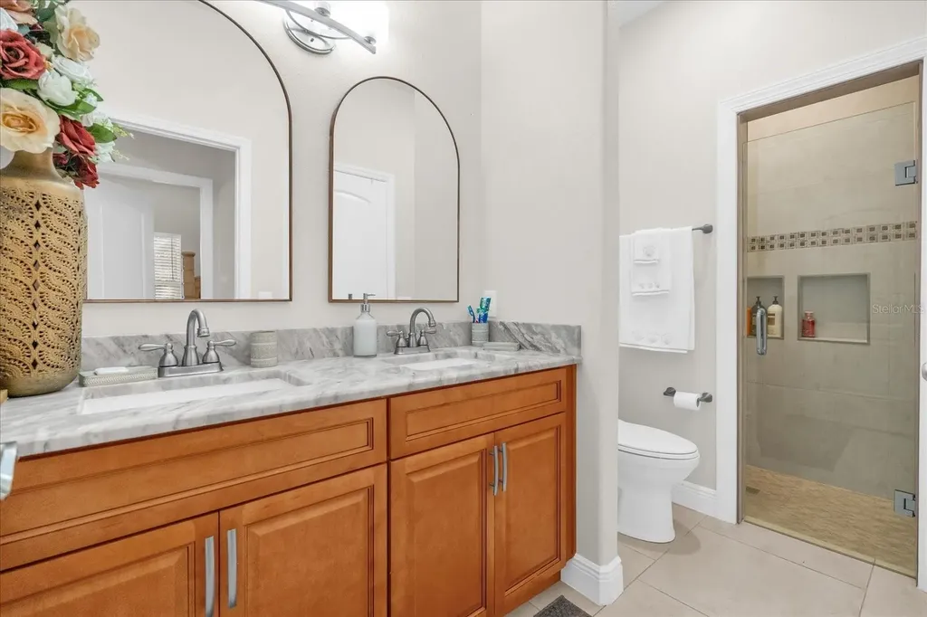705 Lenox Place Kissimmee FL 34758