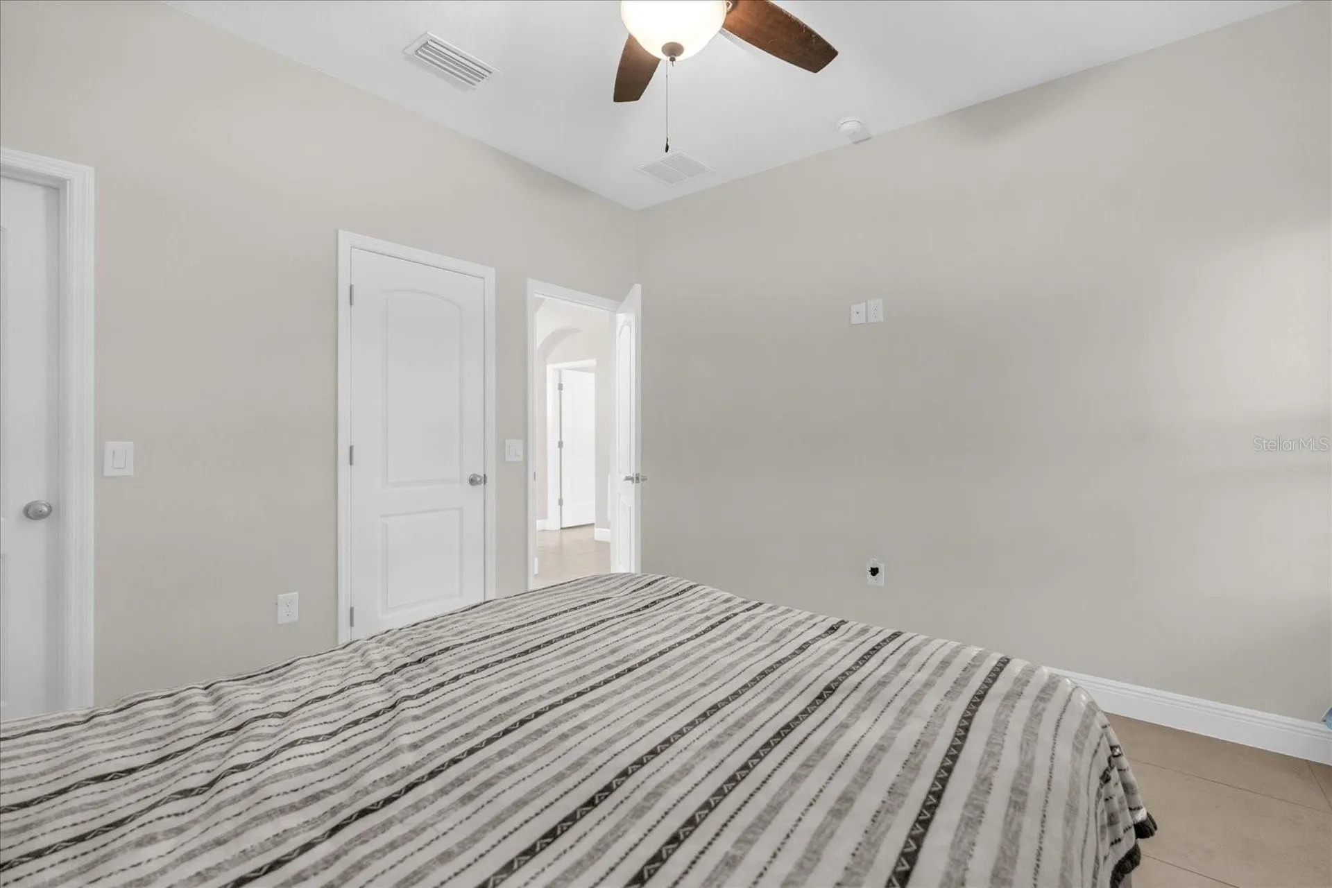705 Lenox Place Kissimmee FL 34758