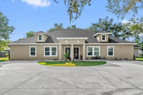 705 Lenox Place Kissimmee FL 34758