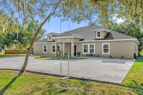 705 Lenox Place Kissimmee FL 34758