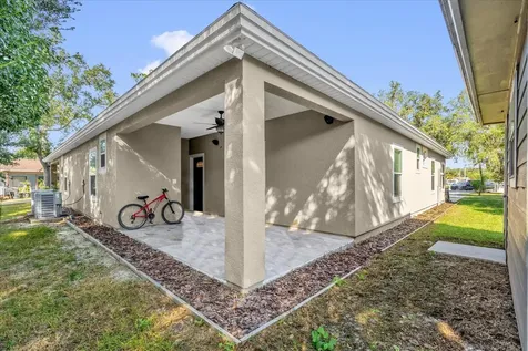 705 Lenox Place Kissimmee FL 34758