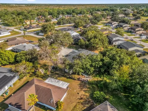 705 Lenox Place Kissimmee FL 34758