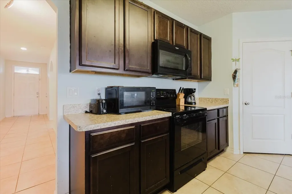 525 Squires Grove Drive Winter Haven FL 33880