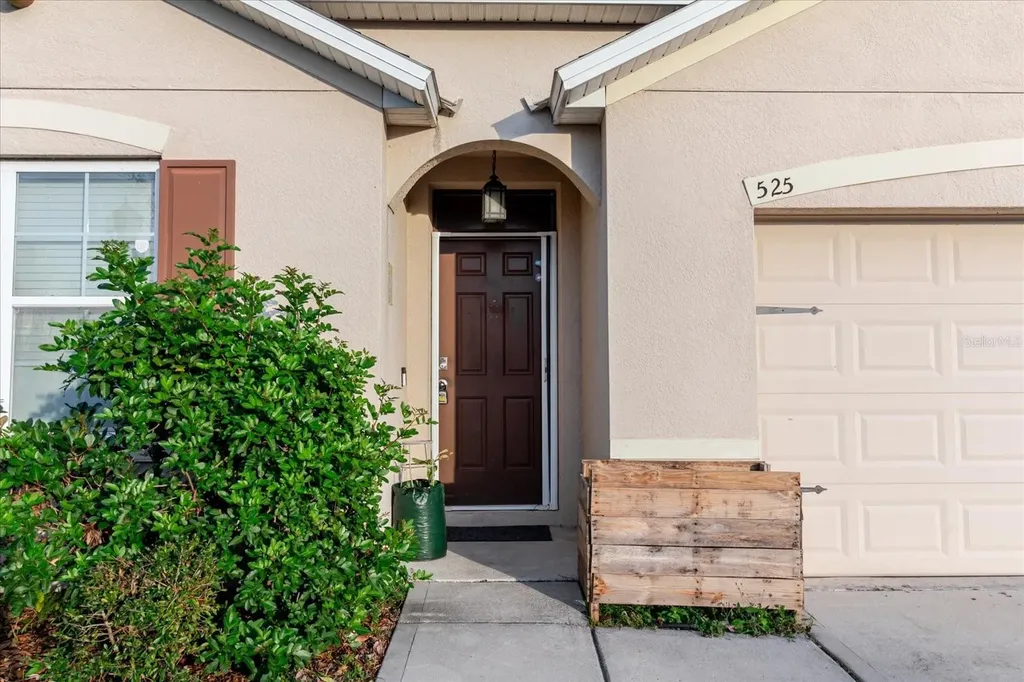 525 Squires Grove Drive Winter Haven FL 33880