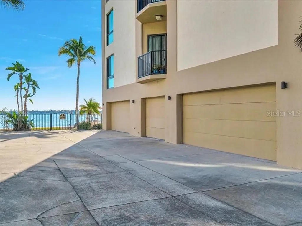378 Golden Gate Point Sarasota FL 34236