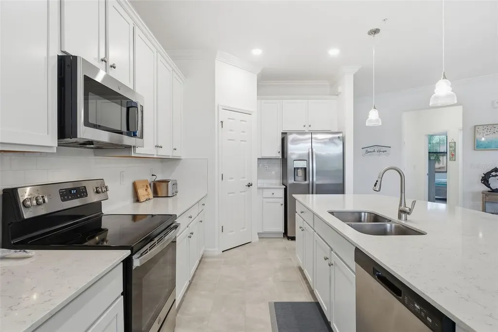 10212 Staggerbush Drive Venice FL 34293