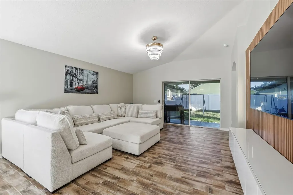 4145 Medbury Drive Wesley Chapel FL 33543