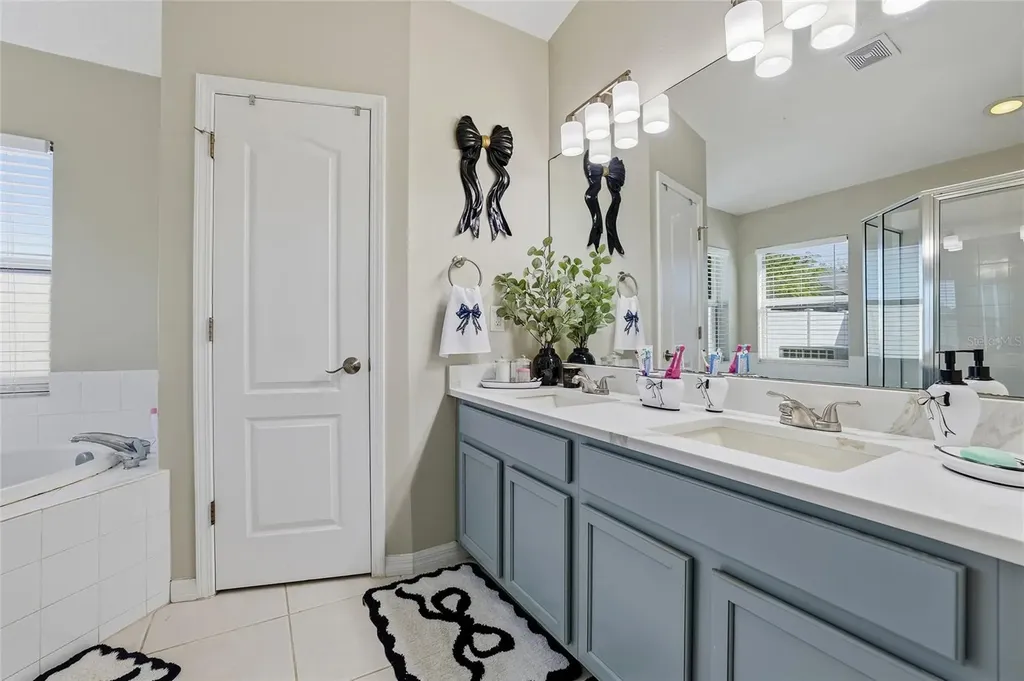 4145 Medbury Drive Wesley Chapel FL 33543