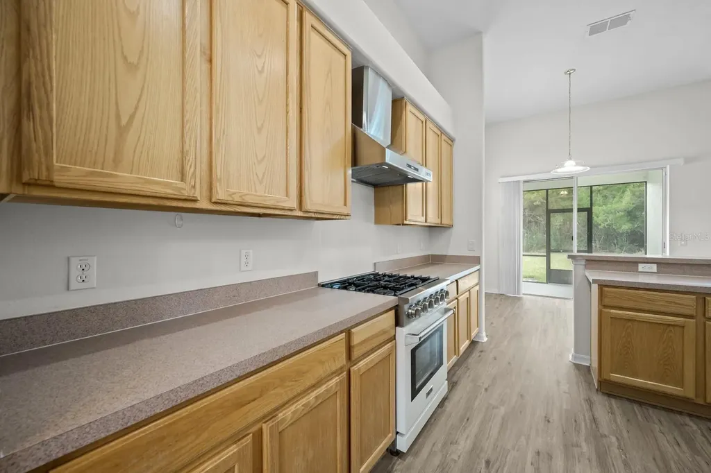 21 Whittingham Lane Palm Coast FL 32164
