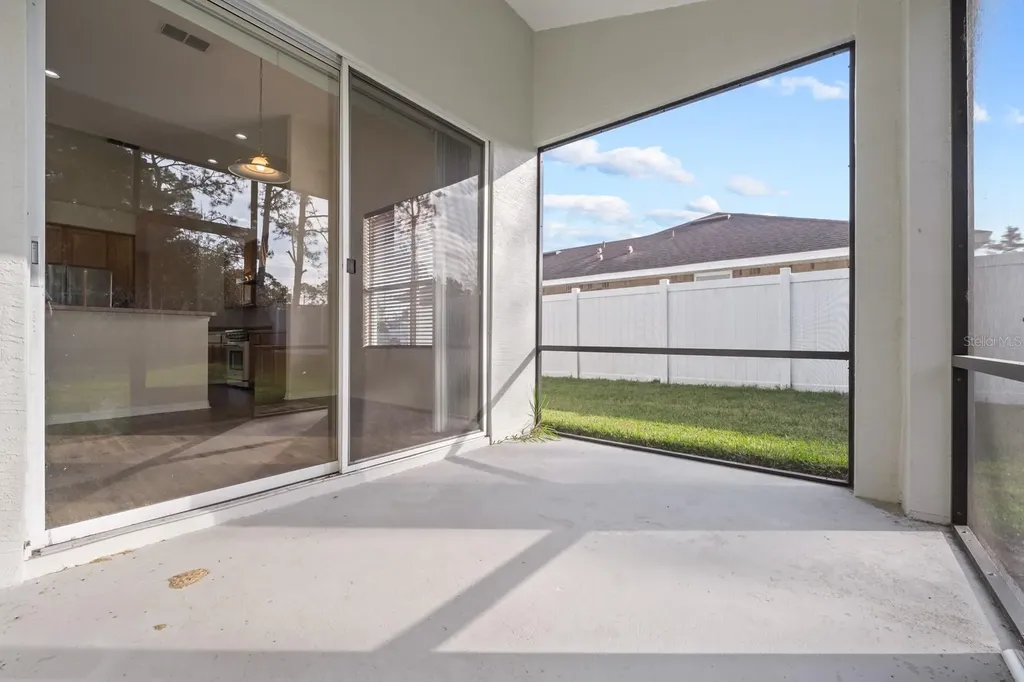 21 Whittingham Lane Palm Coast FL 32164