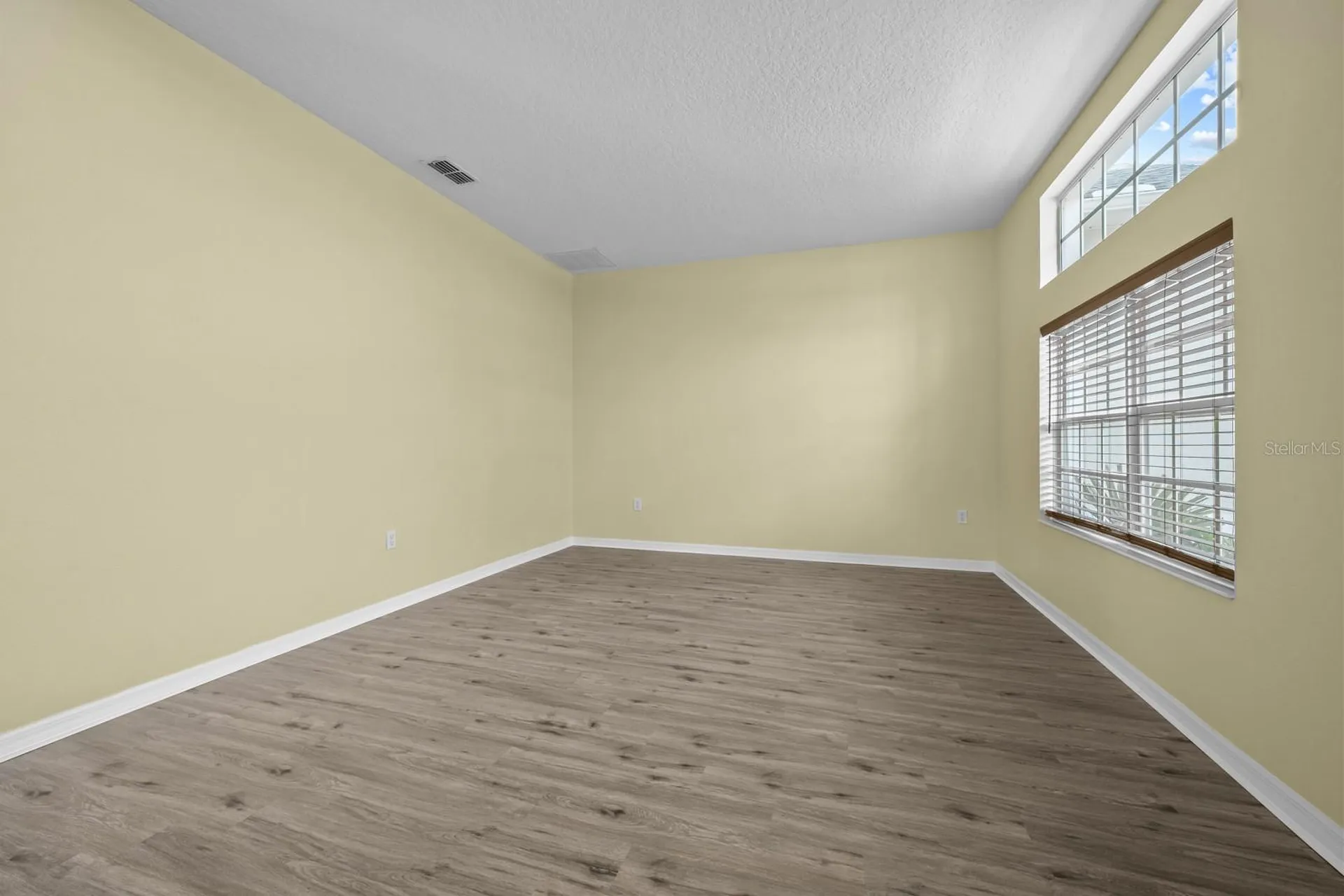 21 Whittingham Lane Palm Coast FL 32164