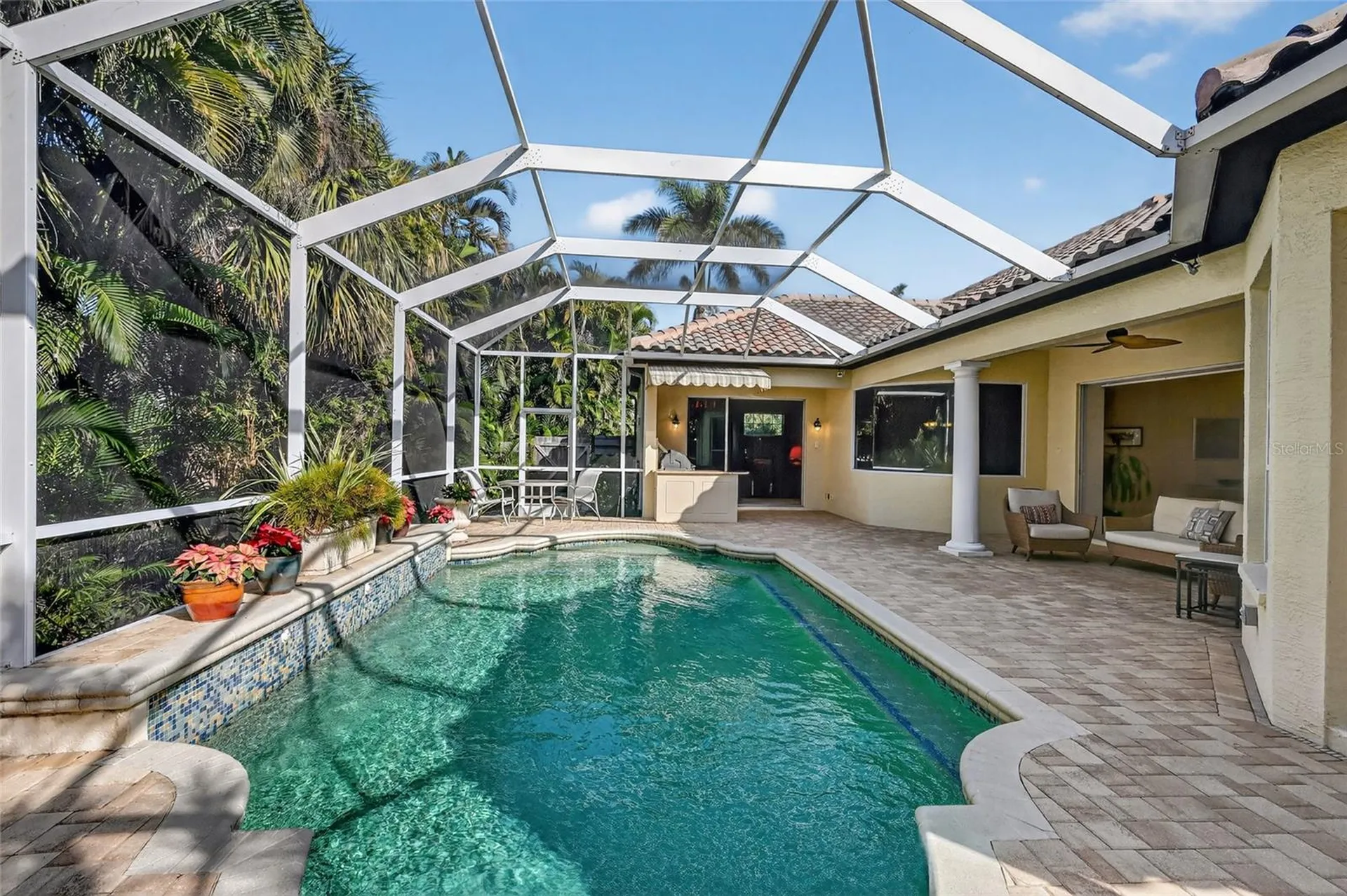 404 Partridge Circle Sarasota FL 34236