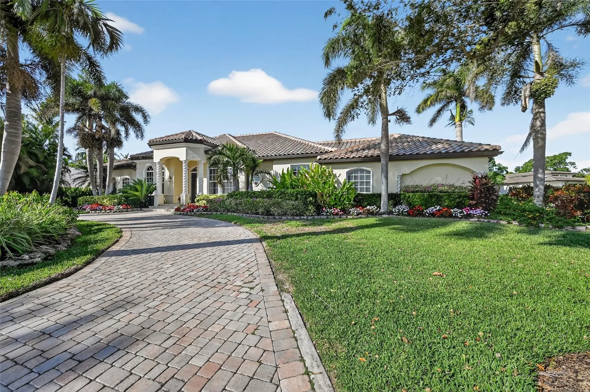 404 Partridge Circle Sarasota FL 34236