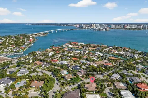 404 Partridge Circle Sarasota FL 34236