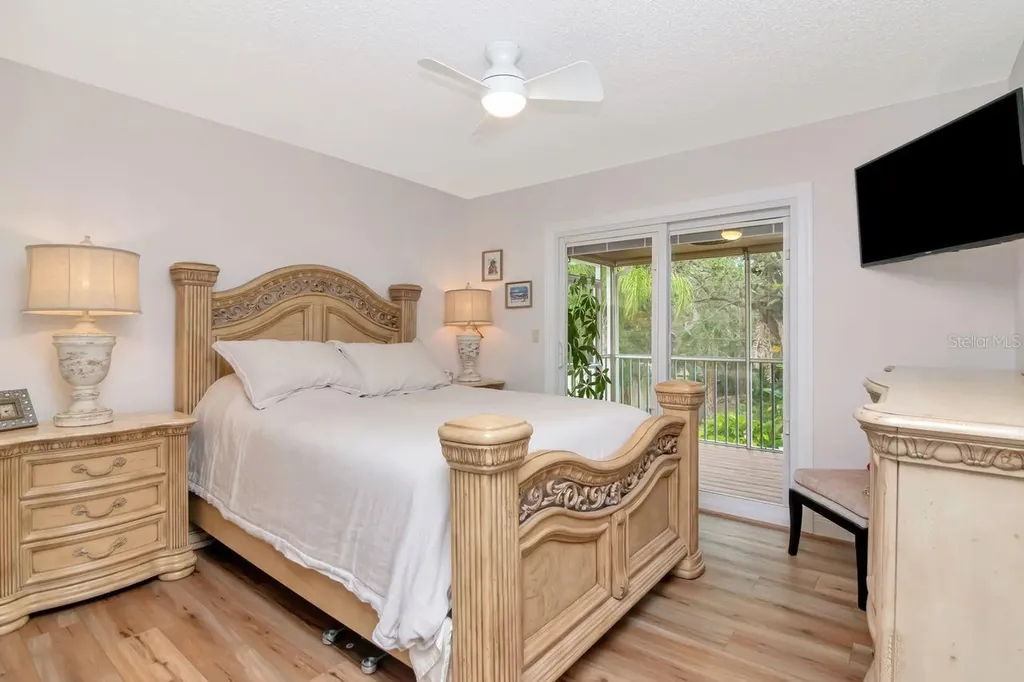 7711 Gulf Way Hudson FL 34667