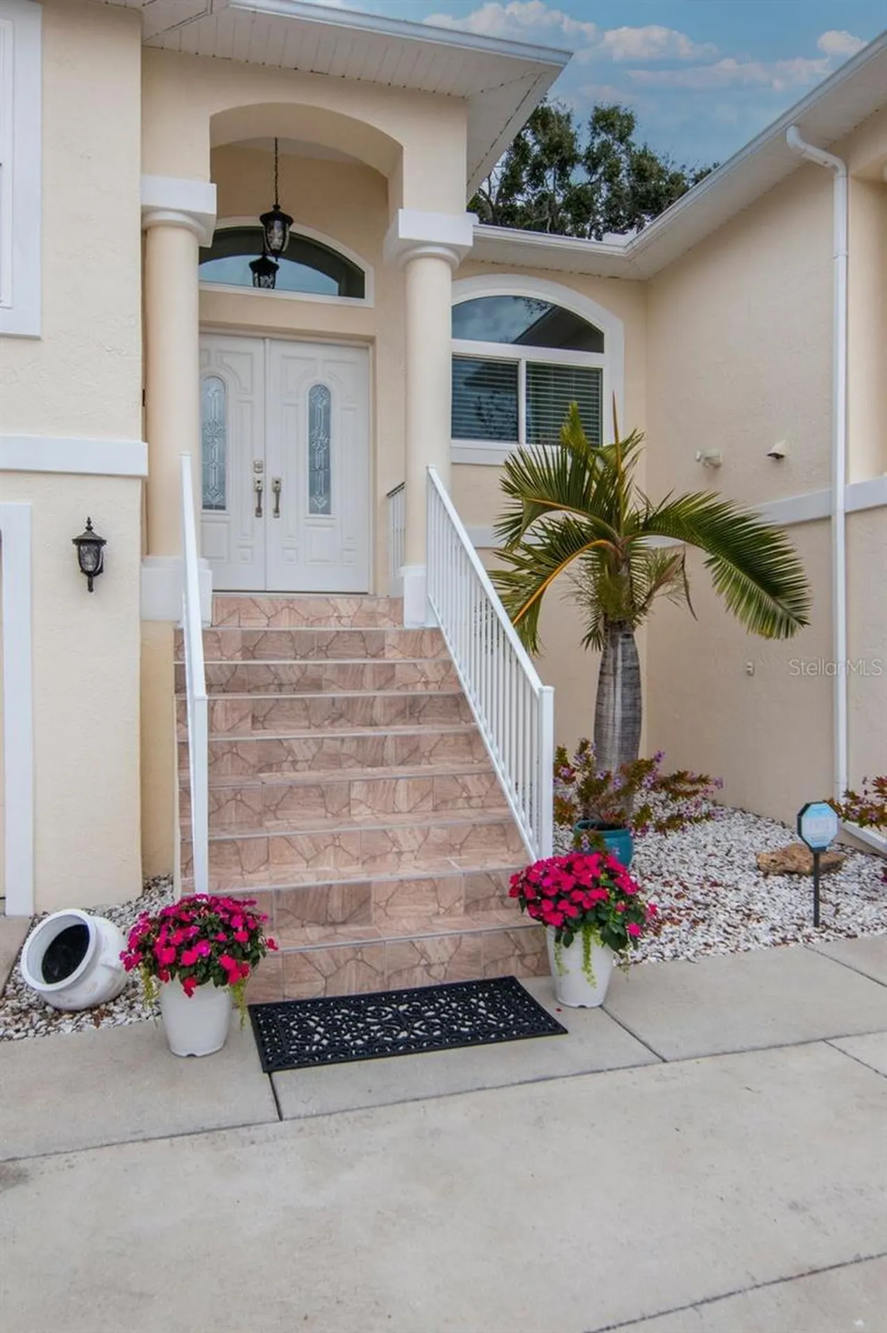 7711 Gulf Way Hudson FL 34667
