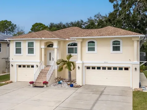 7711 Gulf Way Hudson FL 34667
