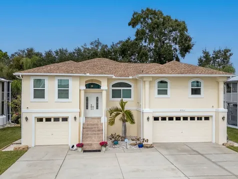 7711 Gulf Way Hudson FL 34667