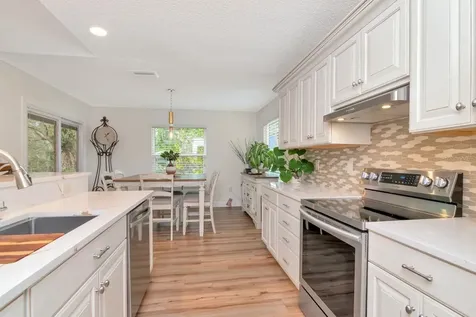 7711 Gulf Way Hudson FL 34667