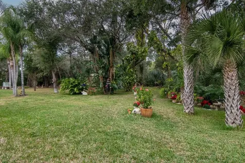7711 Gulf Way Hudson FL 34667
