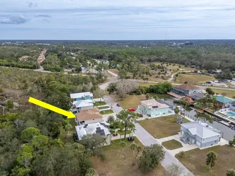 7711 Gulf Way Hudson FL 34667