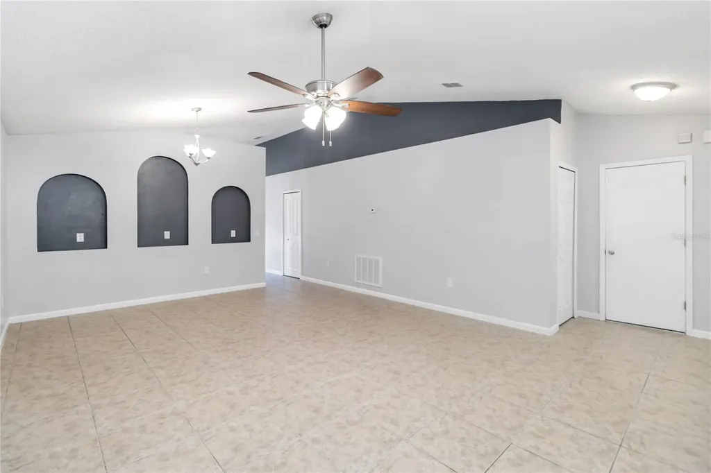 2225 Sandridge Circle Eustis FL 32726