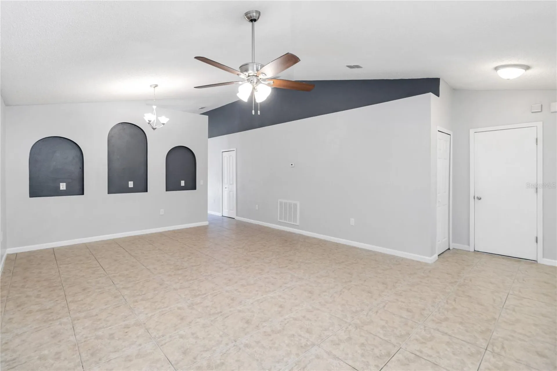 2225 Sandridge Circle Eustis FL 32726