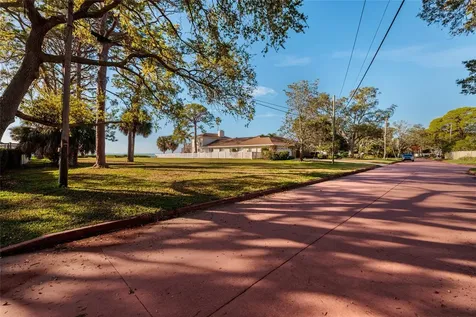 Friendly Way S St Petersburg FL 33705