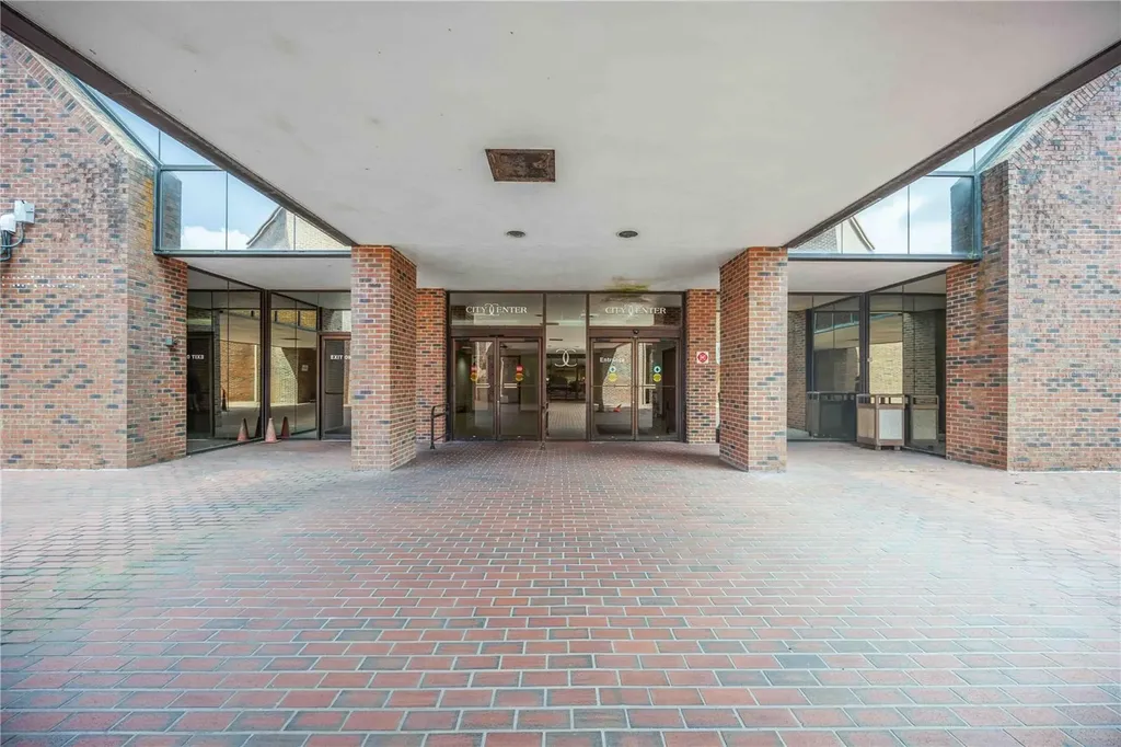 1620 Tamiami Trail Port Charlotte FL 33948