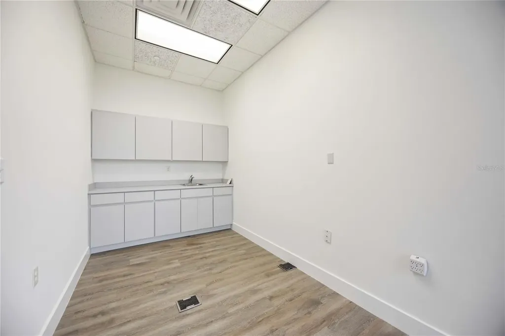 1620 Tamiami Trail Port Charlotte FL 33948