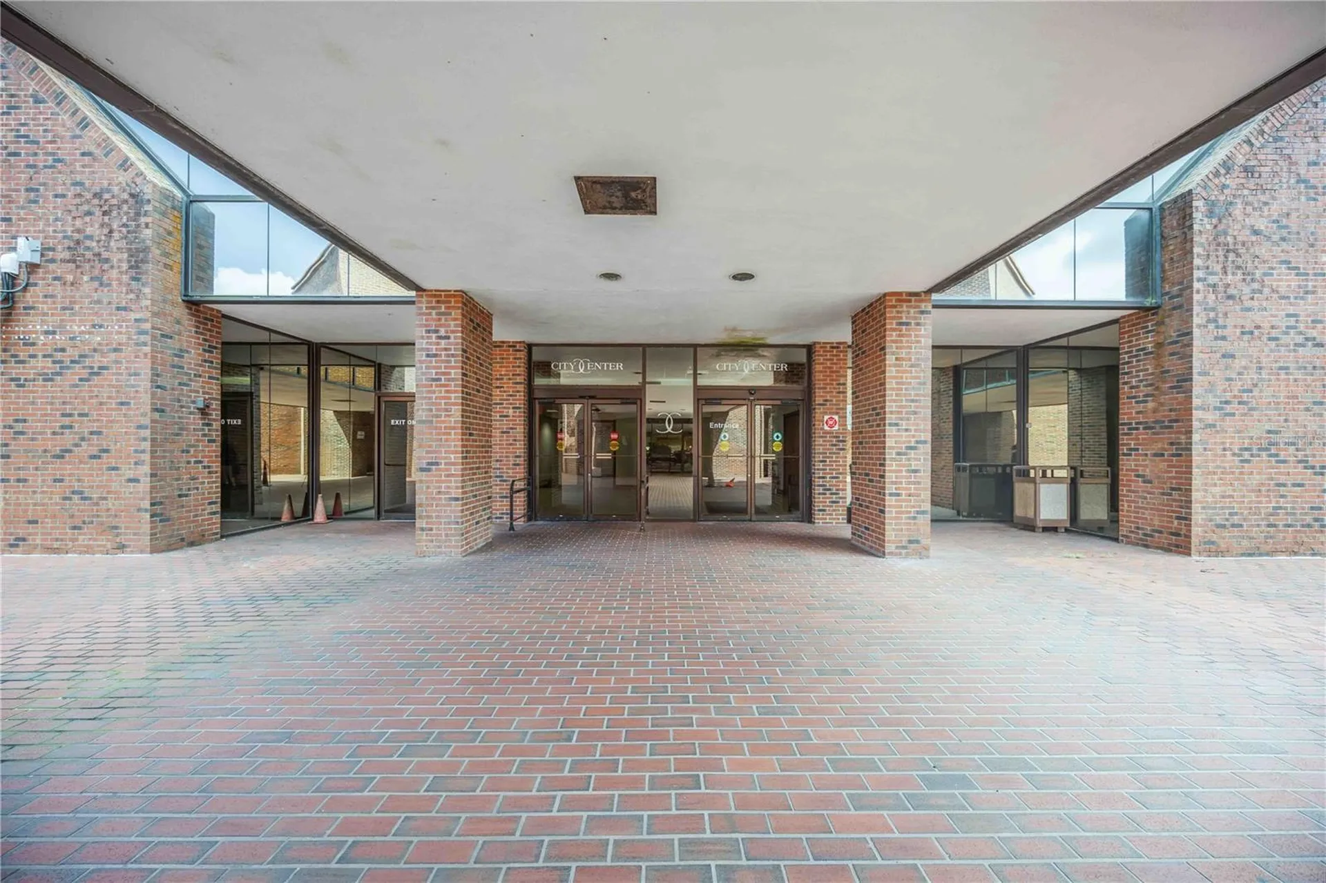 1620 Tamiami Trail Port Charlotte FL 33948