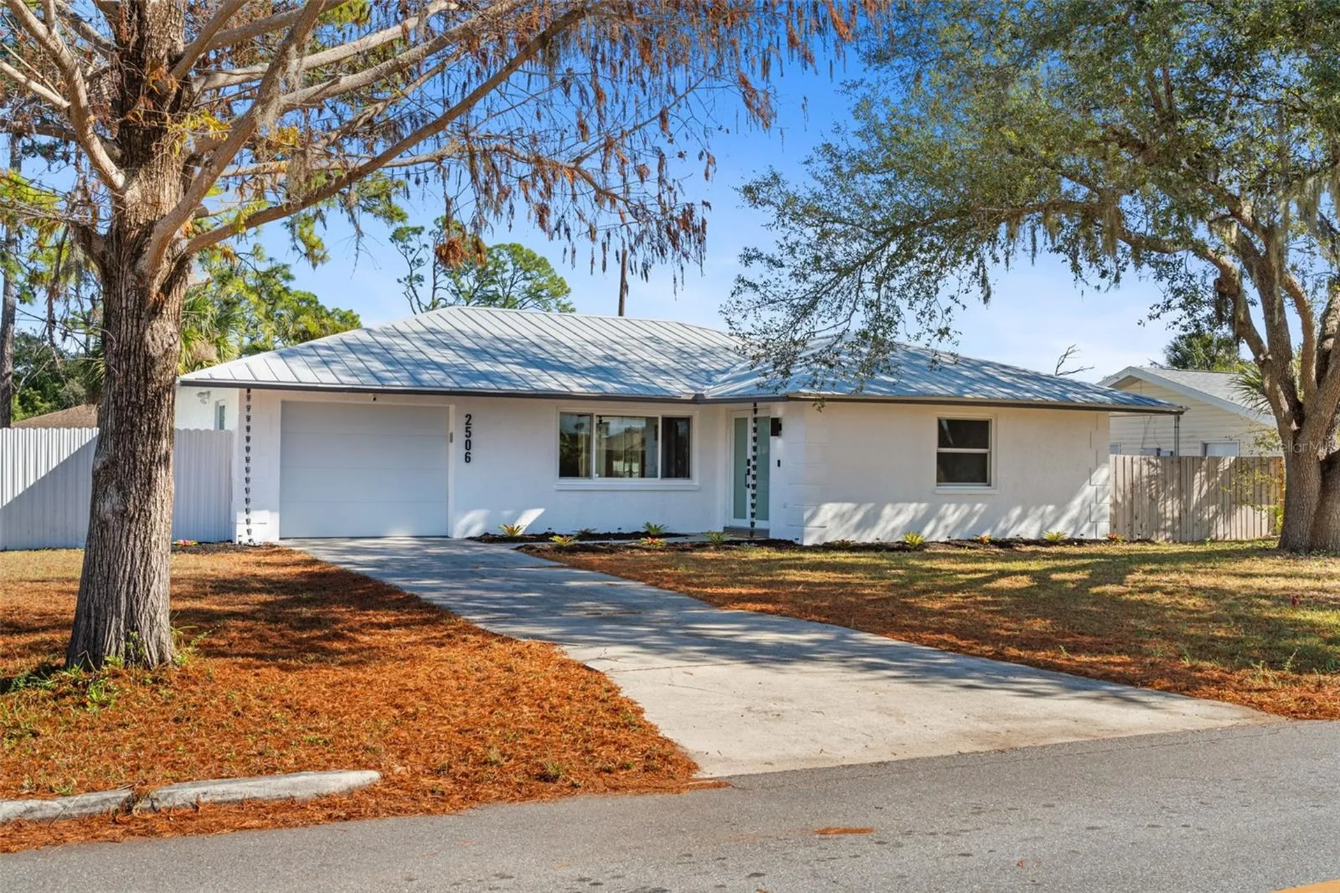 2506 Lakeshore Circle Port Charlotte FL 33952